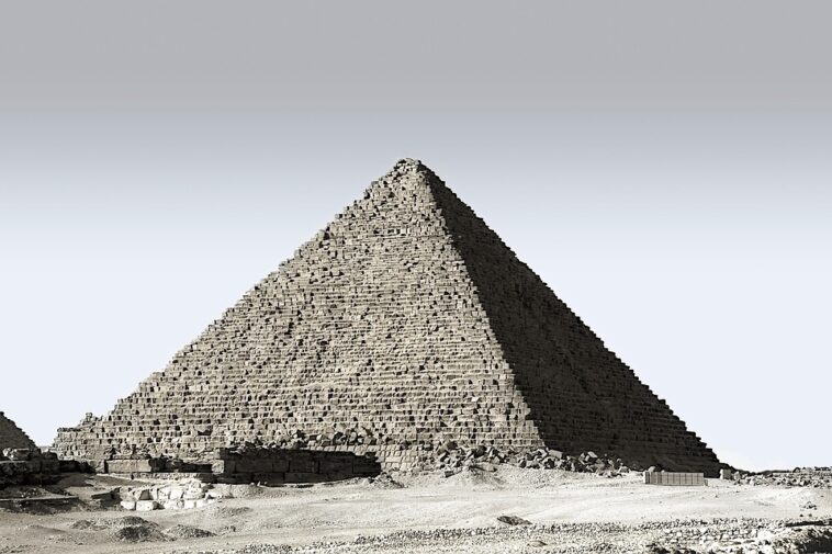 Ανέκδοτο: Η μαγική πυραμίδα …! Τρελό γέλιο