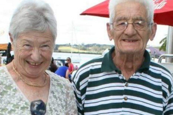 Ανέκδοτο: Ένα ηλικιωμένο ζευγάρι που περνούσε δύσκολα σκεφτόταν πως θα εξοικονομήσει…