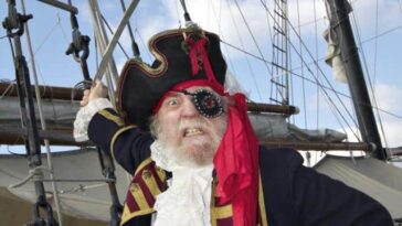 Ανέκδοτο: Ο Καπετάνιος και οι Πειρατές …! Τρελό γέλιο