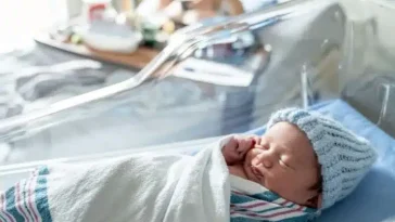 “Έμπειρος” σε ανεκδοτάρα: Η νοσοκόμα και το νεογέννητο