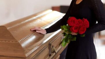 Αποκαλυπτικό ανέκδοτο: Ο νεκροθάφτης, το πτώμα και η σύζυγος